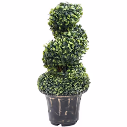 Cette plante de buis artificielle ajoute une touche de verdure à n'importe quel espace, et la forme en spirale unique est des ...