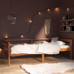 Profitez d’une bonne nuit de sommeil parfaite dans ce cadre de lit confortable ! Le sommier a une construction solide en bois ...