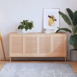 Ces portes d'armoire en bois avec un design à persiennes sont un choix parfait que vous souhaitiez une pièce d'accent ou pour ...