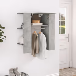 Cette armoire de couloir classique est censée être un économiseur d'espace tout en prenant peu de place au sol, mais offre un ...