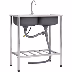 Cet évier de camping comporte deux lavabos avec un égouttoir et un robinet, ce qui en fait un choix parfait pour une utilisat ...