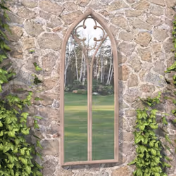 Le miroir de jardin sera un supplément original et attrayant à l'espace extérieur. Le miroir est fait de fer durable avec un  ...