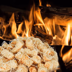 Ces allume-feu sont la solution idéale pour allumer rapidement et facilement votre barbecue, foyer ou feu de camp. Matériau n ...