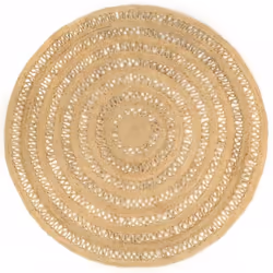 Donnez une touche naturelle à votre intérieur avec ce tapis en jute tressé ! C'est le choix parfait pour décorer votre pièce ...
