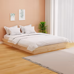 Ce cadre de lit en bois est parfait pour une nuit de sommeil réparatrice. Il met en valeur l'intérieur de votre maison de man ...