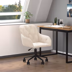 Cette chaise de bureau pivotante tendance est une combinaison parfaite d'élégance et de confort. Elle est destinée à être un ...