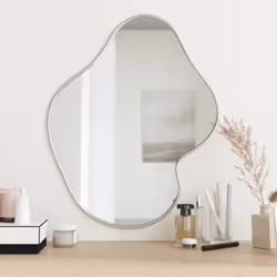 Ajoutez une touche d'esthétique minimaliste à votre décor avec ce miroir mural pratique ! Matériau durable : ce miroir de cou ...