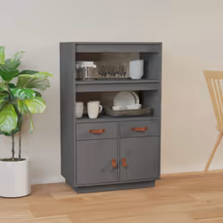 Ce buffet haut en bois classique est un excellent choix pour votre rangement tout en ajoutant un élément pratique et accroche ...