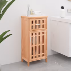 Cette armoire de salle de bain, avec un espace de rangement spacieux, est un excellent supplément à votre salle de bain, ce q ...