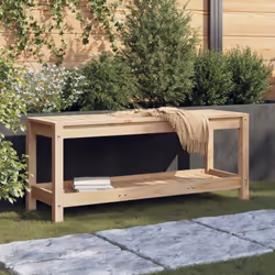 Ce banc de jardin en bois est parfait pour une utilisation à l'extérieur et est conçu pour être le point central de votre jar ...