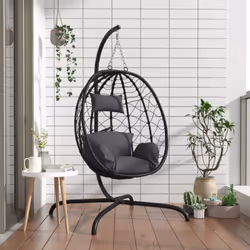 Description générale Asseyez-vous et profitez d'un moment de détente dans votre espace de vie avec cette fascinante chaise su ...