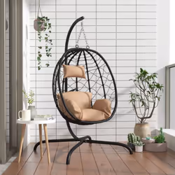 Description générale Asseyez-vous et profitez d'un moment de détente dans votre espace de vie avec cette fascinante chaise su ...