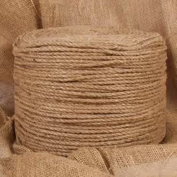 Cette corde de jute polyvalente est idéale pour les projets d'art et d'artisanat, les arrangements floraux, le jardinage, les ...