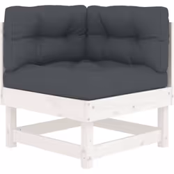 Ce canapé d'angle en bois, qui se démarque par son design à lattes et ses coussins moelleux, sera un excellent supplément à v ...