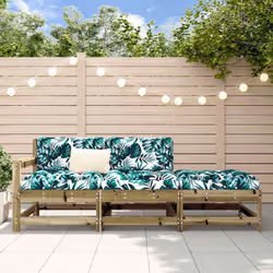 Ce salon de jardin en bois, qui se démarque par son design à lattes et ses coussins moelleux, sera un excellent supplément à ...