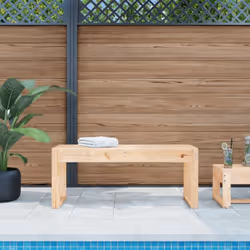 Ce banc de jardin en bois est parfait pour une utilisation à l'extérieur et est conçu pour être le point central de votre jar ...