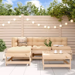 Ce salon de jardin en bois, qui se démarque par son design à lattes et ses coussins moelleux, sera un excellent supplément à ...