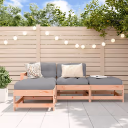 Ce salon de jardin en bois, qui se démarque par son design à lattes, sera un excellent supplément à votre jardin, patio ou te ...