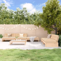 Ce salon de jardin en bois, qui se démarque par son design à lattes, sera un excellent supplément à votre jardin, patio ou te ...