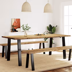 Cette table de salle à manger, avec un dessus en bois d'acacia massif et des pieds stables en métal, est un excellent supplém ...
