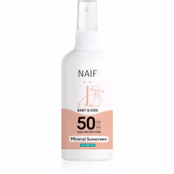 Le produit de bronzage offre une protection parfaite de la peau de l’enfant contre les rayons solaires.