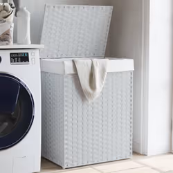 Ce panier à linge offre suffisamment d'espace pour votre linge et ajoutera une touche de charme rustique à votre salle de bai ...