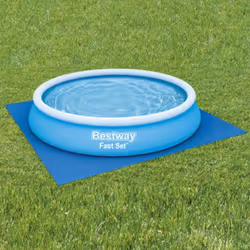 Le tapis de sol pour piscine Flowclear de la marque Bestway est conçu pour protéger votre piscine hors sol de l'usure causée  ...