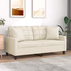 Ce canapé 2 places, qui se démarque par son design moderne et ses coussins décoratifs, sera un excellent endroit pour discute ...