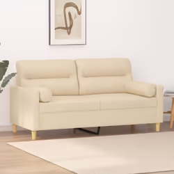 Ce canapé 2 places, qui se démarque par son design moderne et ses coussins décoratifs, sera un excellent endroit pour discute ...