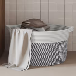 Ce panier de rangement séduit par son design moderne. Il est donc non seulement pratique, mais il attire également l'attentio ...