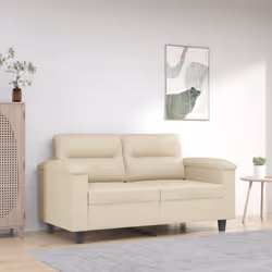 Ce canapé est un excellent endroit pour discuter, lire, regarder la télévision ou simplement vous détendre. Il est destiné à ...