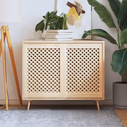 Ces portes d'armoires en bois avec un design en treillis sont un choix parfait que vous souhaitiez une pièce d'accent ou pour ...
