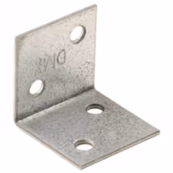Ces équerres avec trous de fixation pré-percés sont des accessoires de bricolage peu coûteux à garder dans votre boîte à outi ...