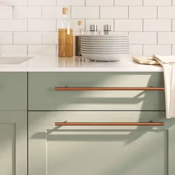 Ces poignées d'armoire, au design simple et moderne, ajouteront une touche d'élégance aux armoires de votre maison. Matériau  ...