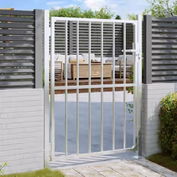 Ce portail de jardin, offrant une combinaison parfaite de résistance et de stabilité, constitue un point d'entrée idéal pour  ...