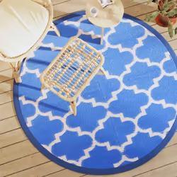 Ce tapis d’extérieur tendance est un excellent supplément décoratif à votre espace de vie extérieur ! Placez-le dans votre zo ...