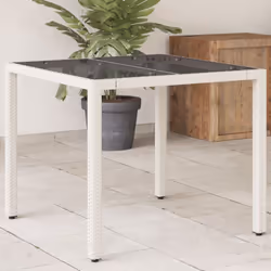 Rassemblez-vous autour de cette table de jardin pour profiter d’un repas ou discuter avec votre famille et vos amis dans le j ...