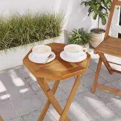 Donnez une nouvelle vie à votre table de jardin avec ce dessus de table en bois. C'est une excellente solution pour renouvele ...