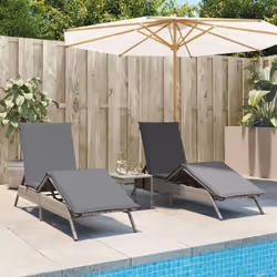 Détendez-vous et profitez du plein air sur ces chaises longues confortables ! Matériau durable : la résine tressée, également ...