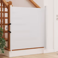 La porte rétractable place votre animal de compagnie dans une zone d'activité fixe, ce qui peut vous éviter d'être dérangé. D ...