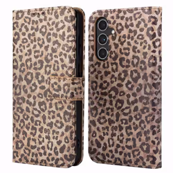 Étui de téléphone portefeuille Design Samsung Galaxy A55 Leopard Mood imoshion