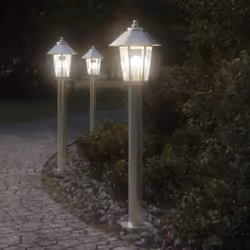 Illuminez votre espace extérieur avec ce lampadaire d’extérieur ! Indice IP44 : grâce à son corps en acier inoxydable avec in ...