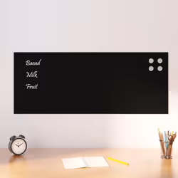 Les annonces spéciales ou les messages quotidiens auront l'air concis et bien organisés avec ce tableau noir magnétique mural ...