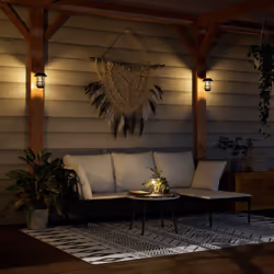 Rehaussez la beauté de votre espace extérieure avec ces lanternes solaires murales d'extérieur ! Effet de flamme vacillante : ...