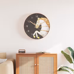 Cette horloge murale présente un aspect rustique avec de beaux grains, ajoutant une touche élégante et fonctionnelle à votre ...