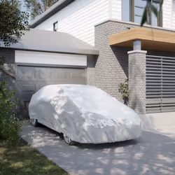 Cette housse de voiture berline protège votre véhicule contre les rayons UV, la neige, la pluie, le gel, la poussière, les fe ...
