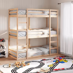 Ce lit superposé triple en bois est élégant et fonctionnel, ce qui en fait un supplément parfait à toute pièce dont l'espace  ...