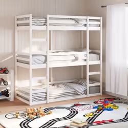 Ce lit superposé triple en bois est élégant et fonctionnel, ce qui en fait un supplément parfait à toute pièce dont l'espace  ...