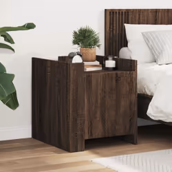 D'un design élégant, cette table de chevet s'intègre facilement dans votre chambre ou votre salon et ajoute un charme intempo ...