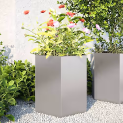 La jardinière est idéale pour cultiver une variété de vos fleurs et plantes préférées dans votre jardin et tout espace de vie ...